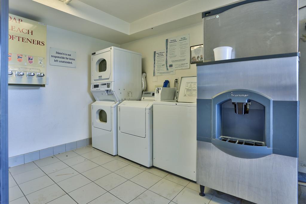 Motel 6-Flagstaff, Az - West - Woodland Village Екстериор снимка
