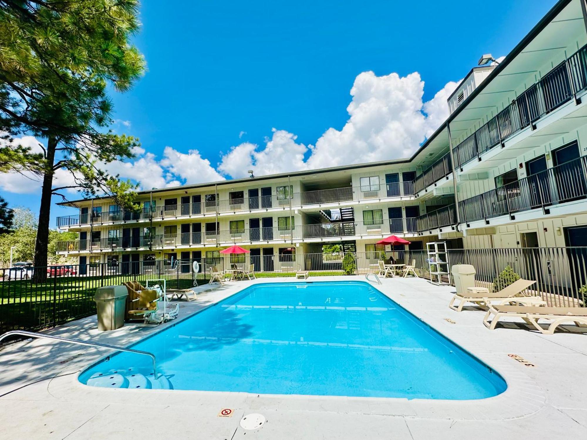Motel 6-Flagstaff, Az - West - Woodland Village Екстериор снимка